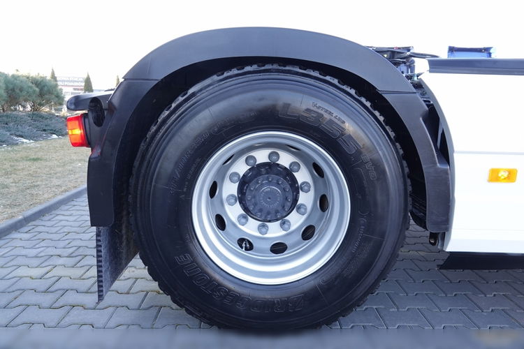 Volvo FH 500 / NISKA KABINA / HYDRAULIKA / 150.000 KM / PO KONTRAKCIE SERWISOWYM  zdjęcie 21