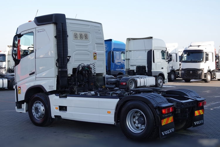 Volvo FH 500 / NISKA KABINA / HYDRAULIKA / 150.000 KM / PO KONTRAKCIE SERWISOWYM  zdjęcie 7