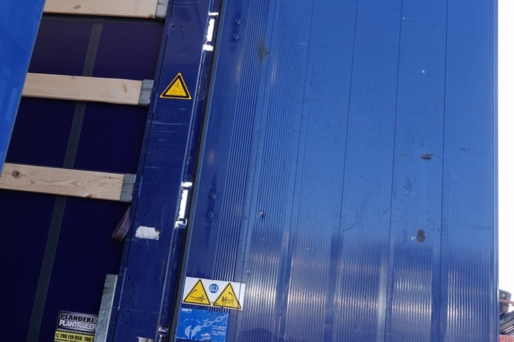 Schmitz / FIRANKA / STANDARD / OPONY 100% / MAŁO UŻYWANA zdjęcie 14