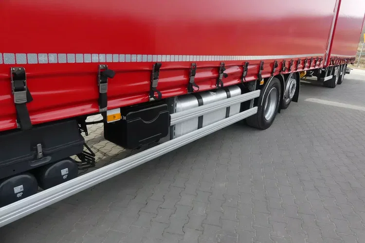 Mercedes ACTROS 2543 MP4 / EURO 6 / ZESTAW PRZESTRZENNY / zdjęcie 13
