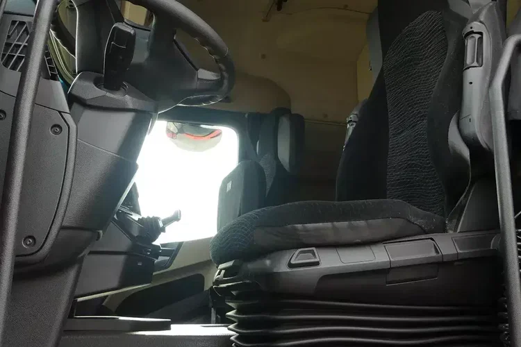 Mercedes ACTROS 2543 MP4 / EURO 6 / ZESTAW PRZESTRZENNY / zdjęcie 19