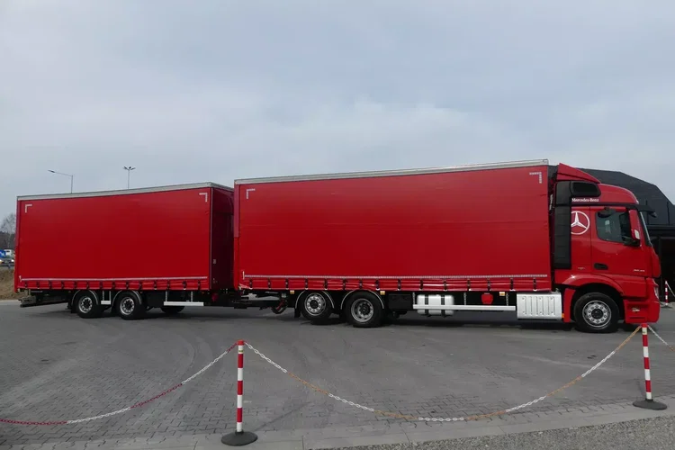 Mercedes ACTROS 2543 MP4 / EURO 6 / ZESTAW PRZESTRZENNY / zdjęcie 7