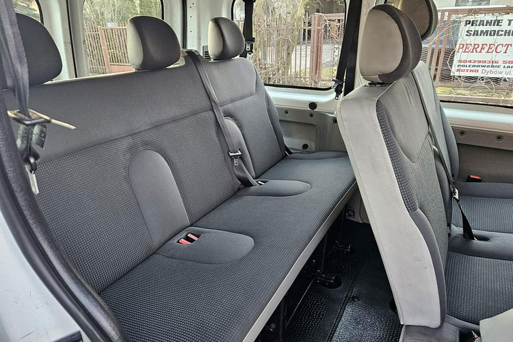 Opel Vivaro Pack klim 9 miejsc zdjęcie 11