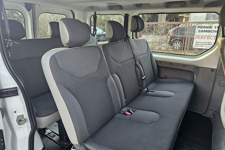 Opel Vivaro Pack klim 9 miejsc zdjęcie 12