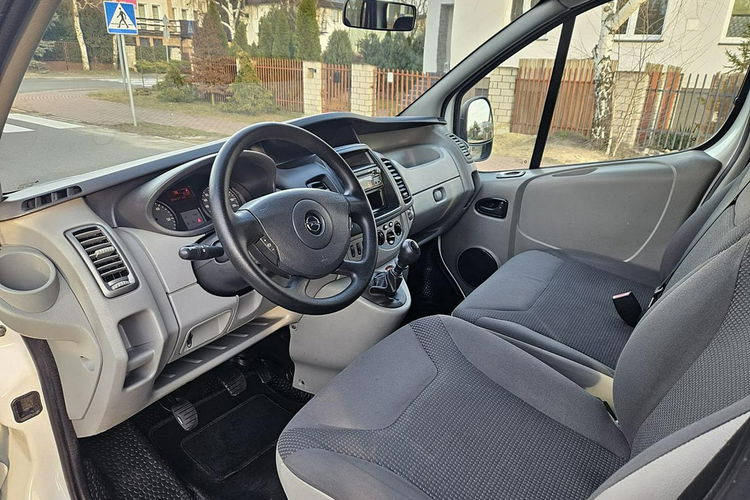 Opel Vivaro Pack klim 9 miejsc zdjęcie 5