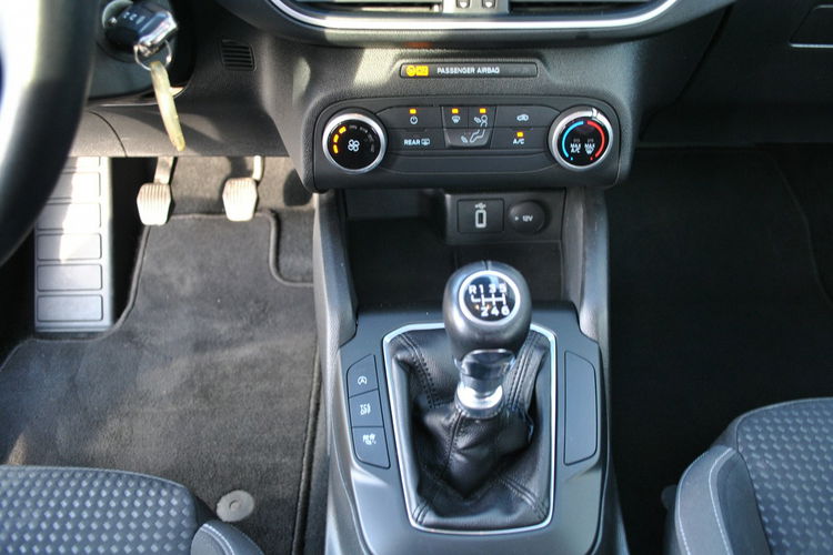 Focus Trend Edition 1, 5 EcoBlue 95KM ASO Forda Gwarancja Ford Używane zdjęcie 20