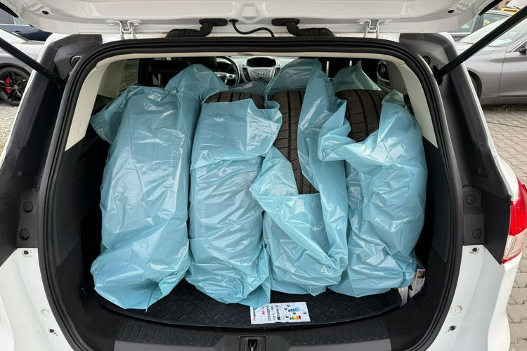 Ford Kuga 5 LAT jeden właścic Panorama Aut Klima 2x Kpl Kół Gwarancja zdjęcie 19