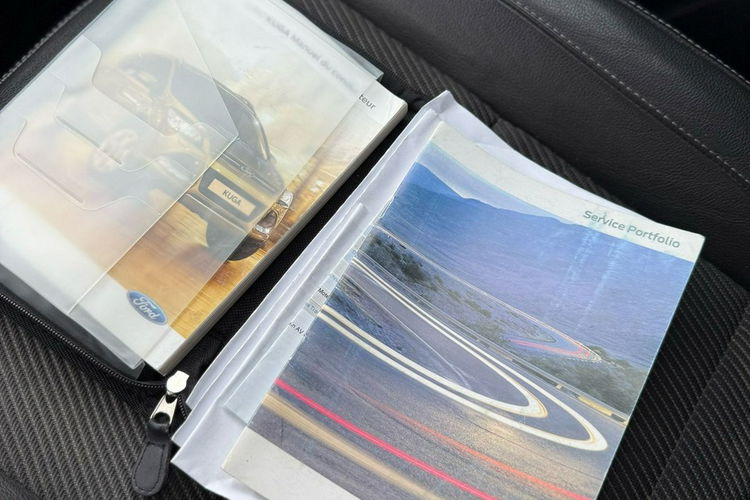 Ford Kuga 5 LAT jeden właścic Panorama Aut Klima 2x Kpl Kół Gwarancja zdjęcie 21