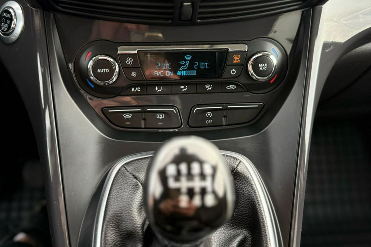 Ford Kuga 5 LAT jeden właścic Panorama Aut Klima 2x Kpl Kół Gwarancja zdjęcie 24