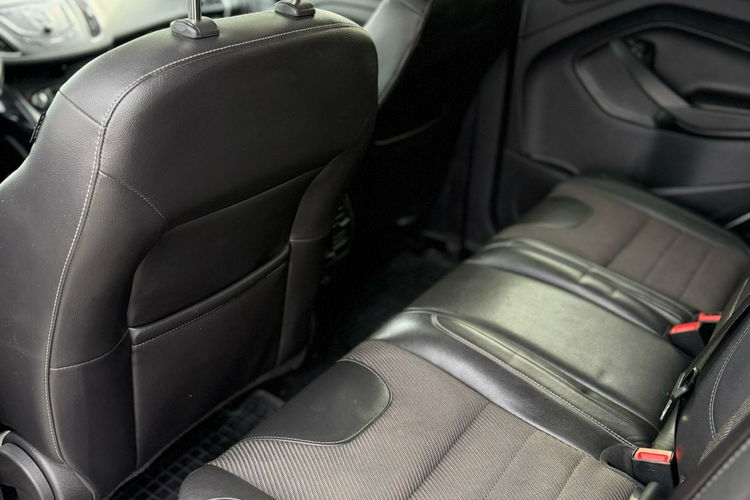 Ford Kuga 5 LAT jeden właścic Panorama Aut Klima 2x Kpl Kół Gwarancja zdjęcie 29
