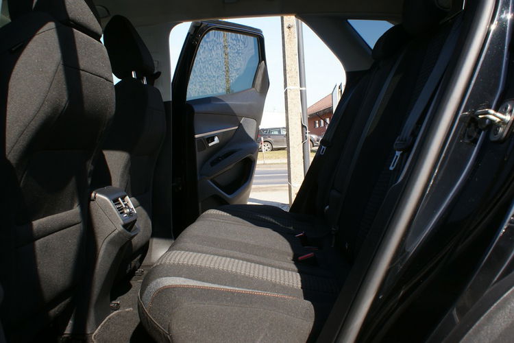 Peugeot 3008 zdjęcie 15