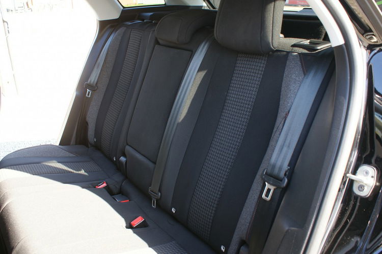 Peugeot 3008 zdjęcie 16