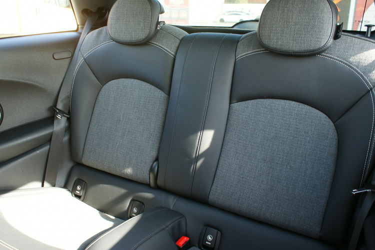 MINI Cooper zdjęcie 14