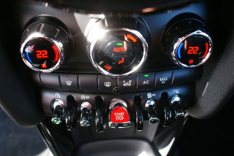 MINI Cooper zdjęcie 21