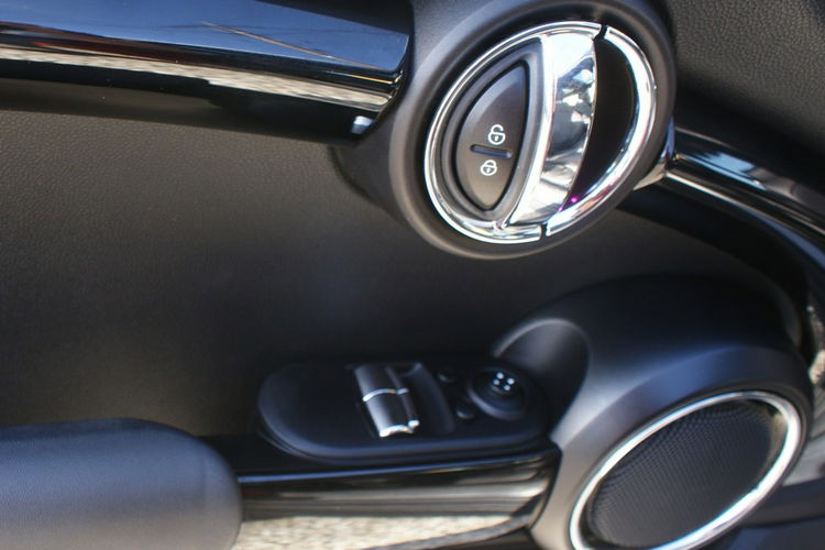 MINI Cooper zdjęcie 25