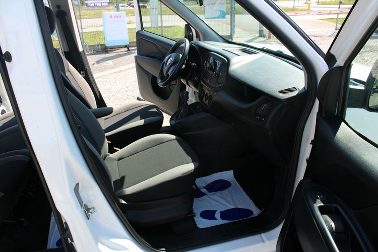 Fiat Doblo Dynamic L2 105HP F-vat HAK SalonPL Gwarancja zdjęcie 23