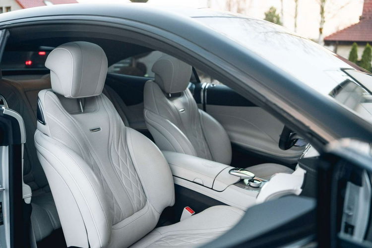 Mercedes S 63 AMG COUPE / S63 AMG / 4MATIC / 585KM / SALON PL / BEZWYPADKOWY / 23% / 1WŁ zdjęcie 29