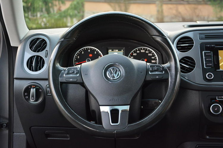 Volkswagen Tiguan Lift 4-Motion bi-xenon Ledy Panorama Navi DSG 2xParktr. ASO VW zdjęcie 23