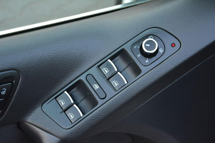 Volkswagen Tiguan Lift 4-Motion bi-xenon Ledy Panorama Navi DSG 2xParktr. ASO VW zdjęcie 27