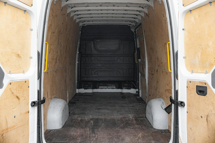 Volkswagen Crafter 2.0 TDi 140KM KLIMA Bluetooth USB Tempomat Salon PL VAT 23% zdjęcie 17