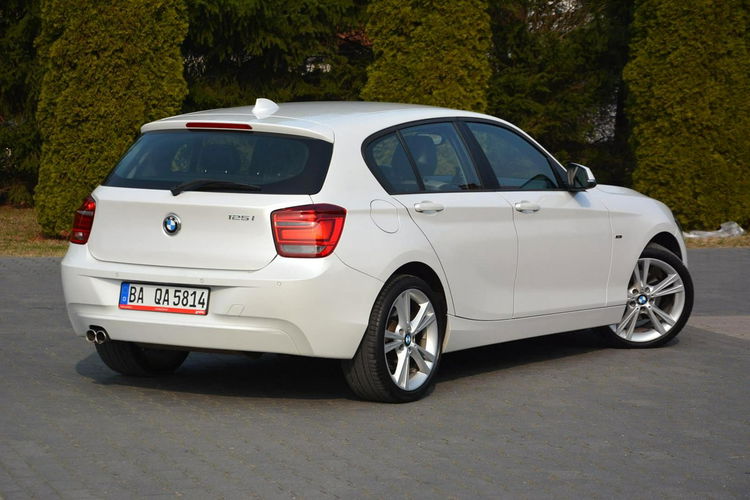 125 Biała Perła Urban Bi-Xenon Ledy Skóry el. fotele Parktronic ASO BMW zdjęcie 14
