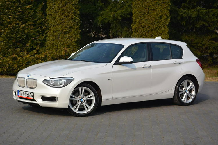 125 Biała Perła Urban Bi-Xenon Ledy Skóry el. fotele Parktronic ASO BMW zdjęcie 3