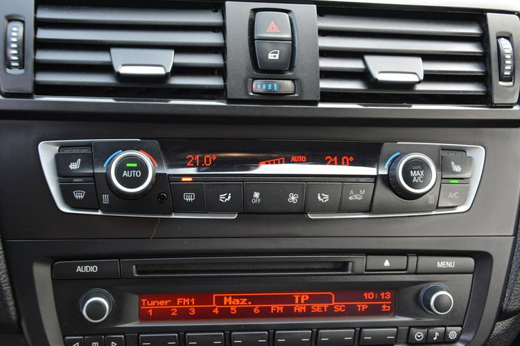 125 Biała Perła Urban Bi-Xenon Ledy Skóry el. fotele Parktronic ASO BMW zdjęcie 31