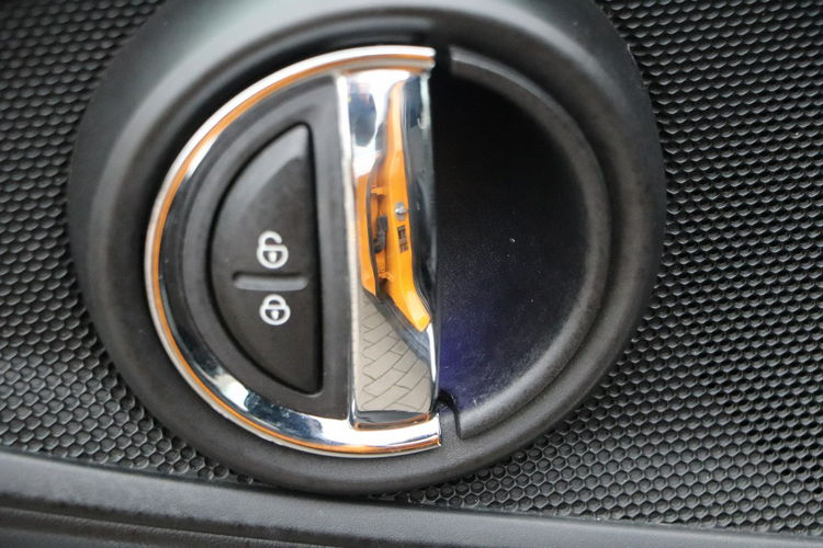 MINI Clubman krajowy, automat, navi, 1-właściciel, serwis.2016-pierwsza rejestracja zdjęcie 13