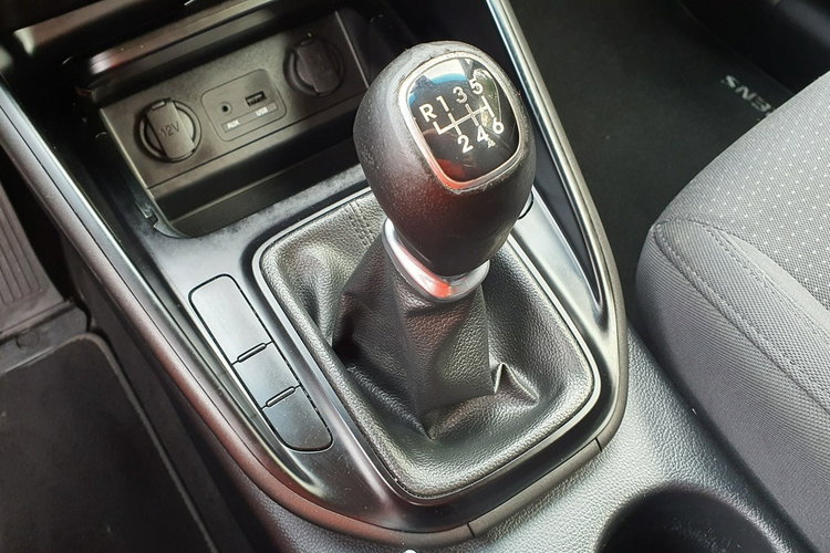 Kia Carens 1.7 CRDi 116KM # NAVI # Climatronic # 7 osobowy # Super Stan zdjęcie 25