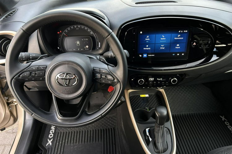 Toyota Aygo X 1.0 VVTi 72KM CVT STYLE VISION TECH, salon Polska, gwarancja zdjęcie 15