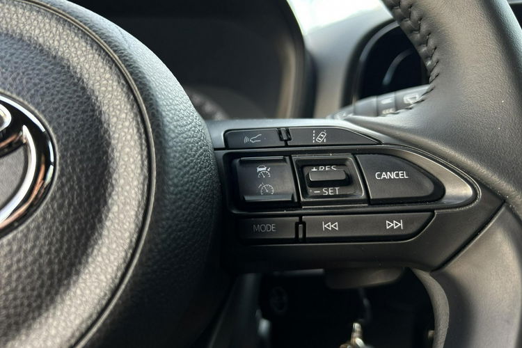 Toyota Aygo X 1.0 VVTi 72KM CVT STYLE VISION TECH, salon Polska, gwarancja zdjęcie 23