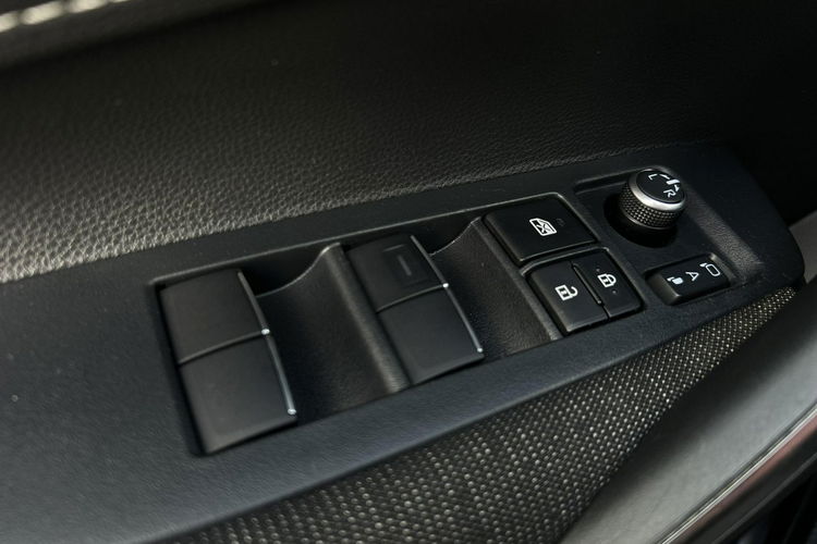 Toyota Corolla TS 1.8 HSD 140KM COMFORT TECH, salon Polska, gwarancja, FV23% zdjęcie 19