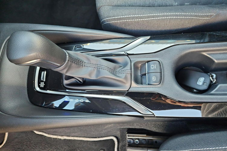 Toyota Corolla 1.8 Hybrid 140KM COMFORT TECH, salon Polska, gwarancja, FV23% zdjęcie 17