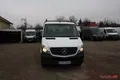 samochód dostawczy Mercedes zdjęcie 12