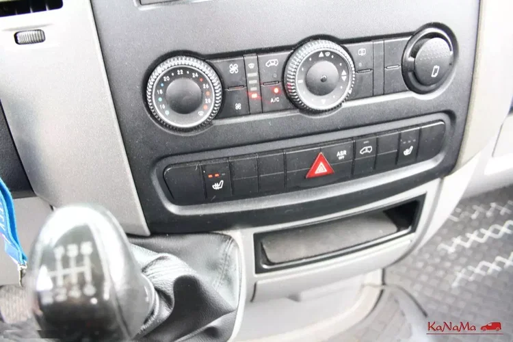 Mercedes Sprinter zdjęcie 33