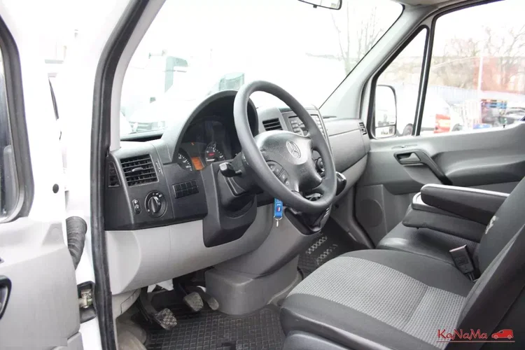 Mercedes Sprinter zdjęcie 4