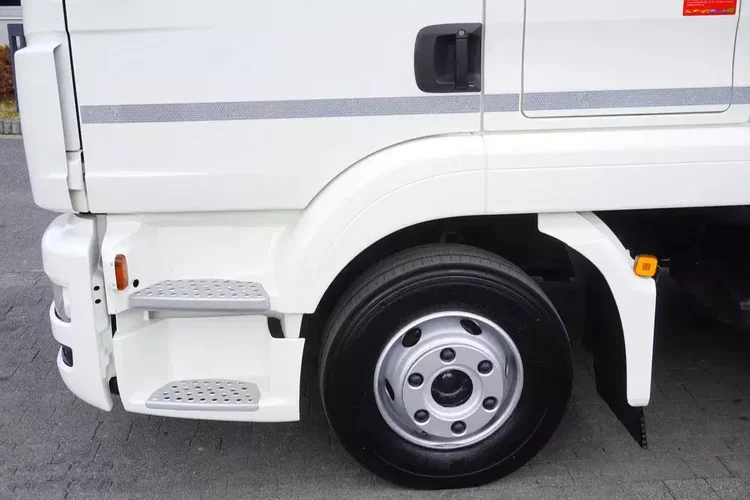 MAN TGL 12.190 / Firanka 19 EPAL / 190 tys. km zdjęcie 16