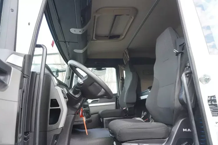 MAN TGL 12.190 / Firanka 19 EPAL / 190 tys. km zdjęcie 18