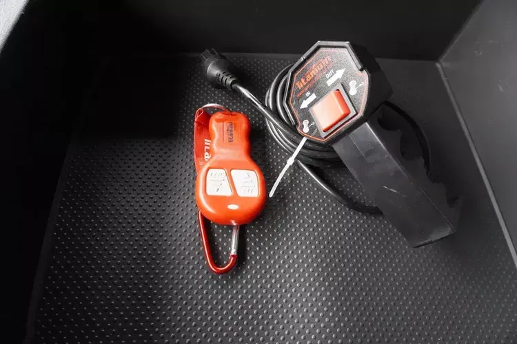 Mercedes Atego 818 / E6 / NOWA LAWETA Ocynkowana zdjęcie 20