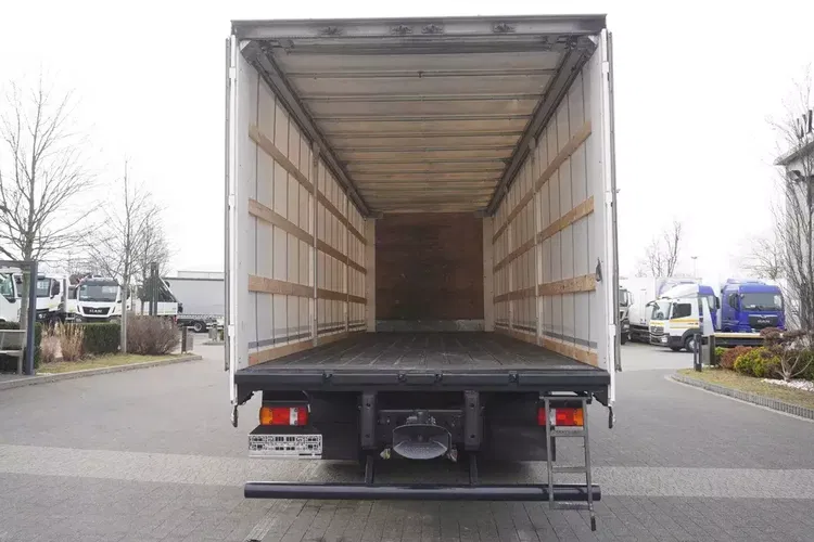 MAN TGS 26.500 / 62 tys. km / Firanka 22 EPAL / 3. oś skrętna zdjęcie 12