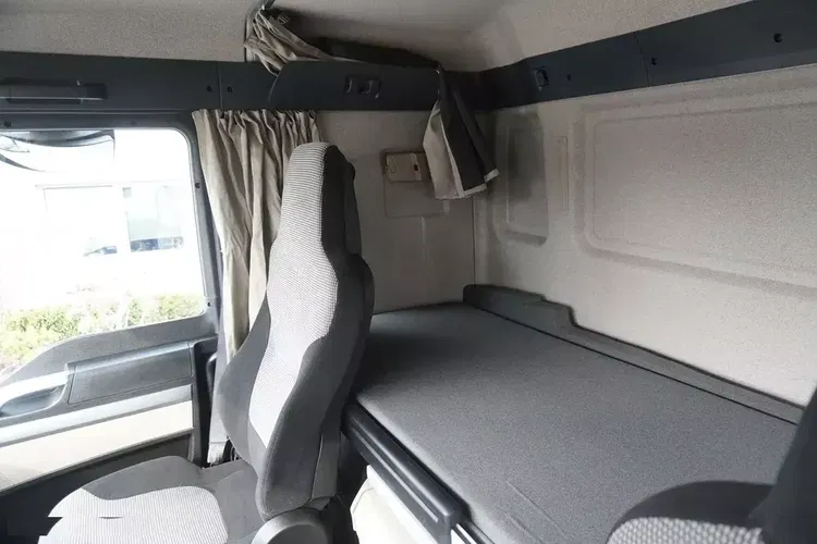 MAN TGS 26.500 / 62 tys. km / Firanka 22 EPAL / 3. oś skrętna zdjęcie 28