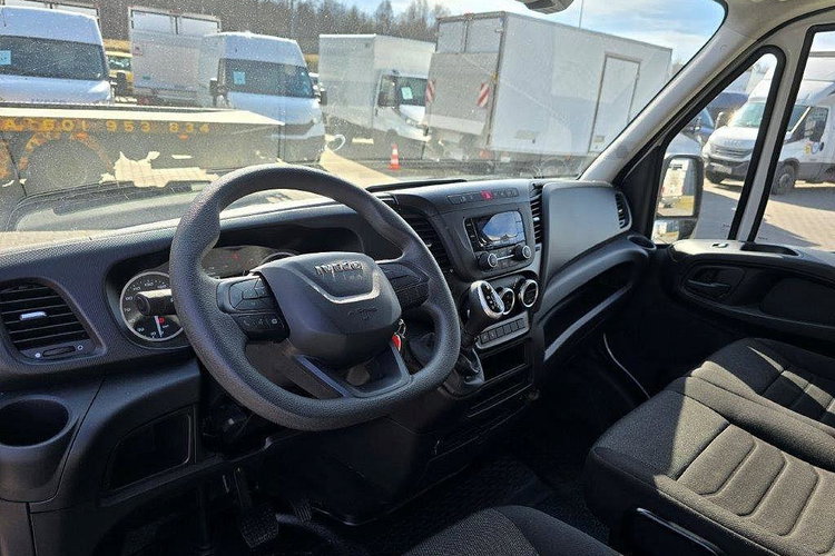 Iveco 35C16 zdjęcie 7