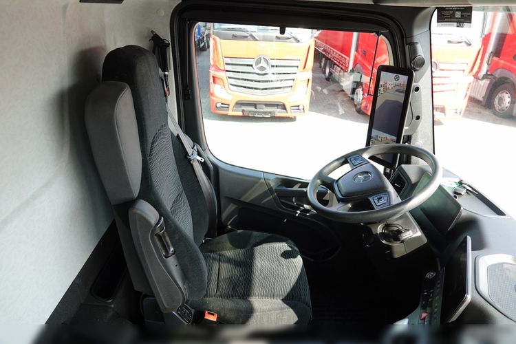 Mercedes ACTROS 1830 / 4X2 / CHŁODNIA 7.75 M / THERMO KING T-1200R / WINDA DHOLLANDIA zdjęcie 33