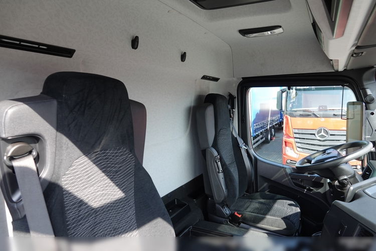 Mercedes ACTROS 1830 / 4X2 / CHŁODNIA 7.75 M / THERMO KING T-1200R / WINDA DHOLLANDIA zdjęcie 40