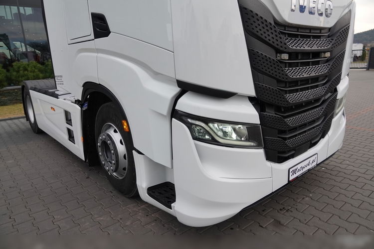 Iveco S-WAY / 510 / RETARDER / KLIMA POSTOJOWA / PO KONTRAKCIE SERWISOWYM zdjęcie 11