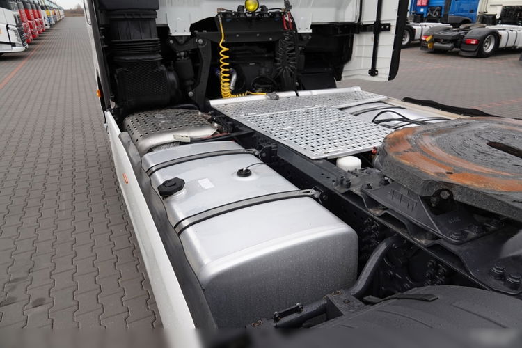 Iveco S-WAY / 510 / RETARDER / KLIMA POSTOJOWA / PO KONTRAKCIE SERWISOWYM zdjęcie 14