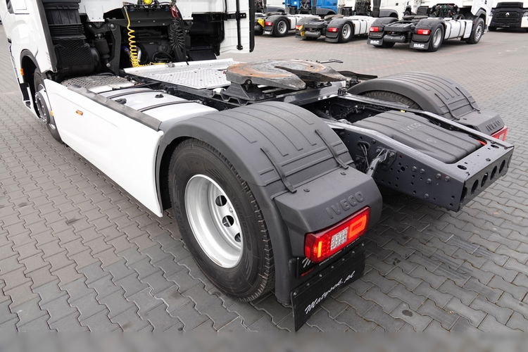 Iveco S-WAY / 510 / RETARDER / KLIMA POSTOJOWA / PO KONTRAKCIE SERWISOWYM zdjęcie 15