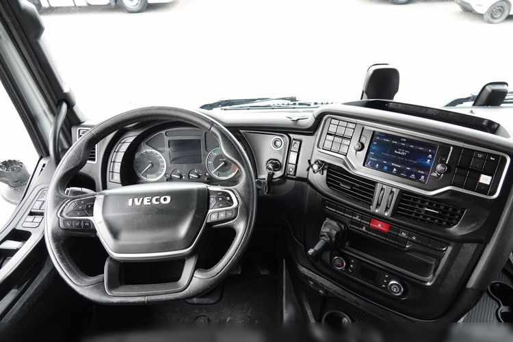 Iveco S-WAY / 510 / RETARDER / KLIMA POSTOJOWA / PO KONTRAKCIE SERWISOWYM zdjęcie 30