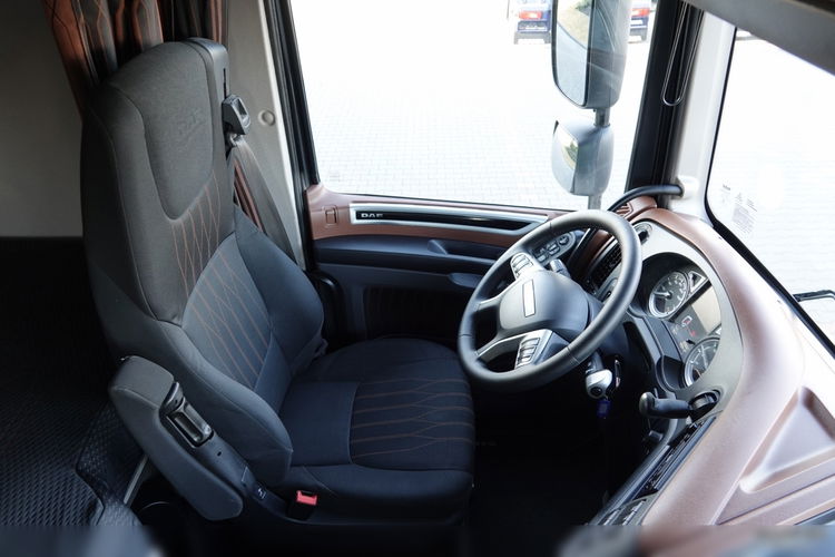 DAF XF 480 / RETARDER / KLIMA POSTOJOWA / HYDRAULIKA / PO KONTRAKCIE SERWISOWYM zdjęcie 26
