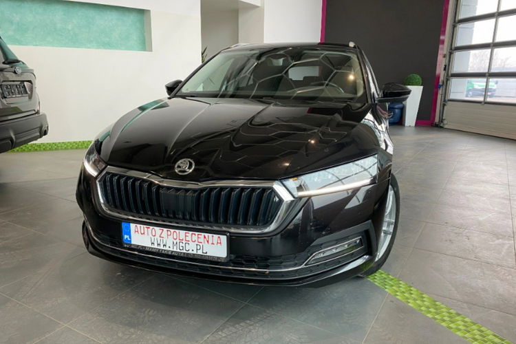 Octavia Skoda Octavia100% Bezwypadek+Oryginalne KM//Dsg7/Non stop Serwis zdjęcie 2